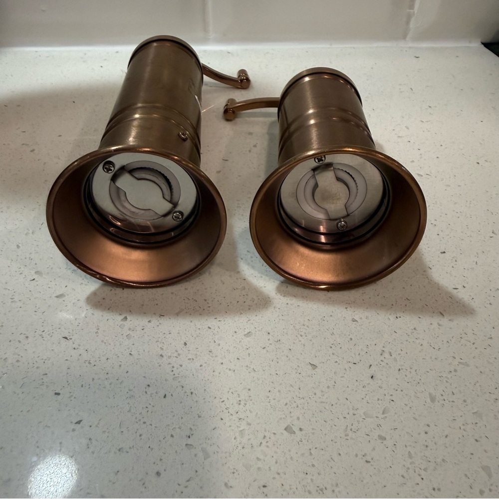 Hearth & Hand salt/pepper grinder set bronze NWT read description - Picture 2 of 6